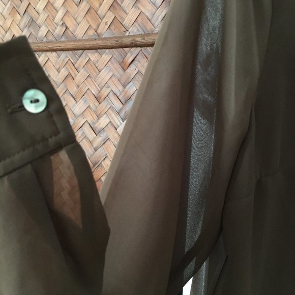 F21 Brown Pleated Button Down Dress Shirt - Picture 12 of 13